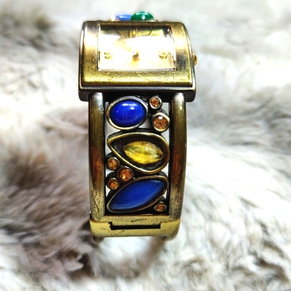 Vintage Japanese Watch With Stones Band - Picture 3 of 9